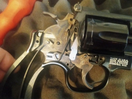 Se vende revolver Smith & Wesson K32 modelo 16-4 cal 32 H&R (usa 32 SW wadcutter)

Martillo, gatillo 51