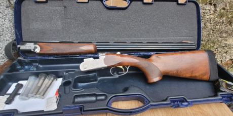 Vendo escopeta superpuesta Beretta Silver Pigeon I HP Sporting en calibre 20.76 con cañon de 76cm y 5 00