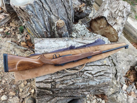 Vendo Brno zkk602 ,en calibre 375h&h .
En perfecto estado.muy pocos tiros.
Con Anillas desmontables 80