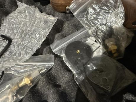 Hola, vendo Carabina Cometa Orion S2 REGULADA Bullpup, en perfectísimo y muy poco uso. Tiene un punto 01