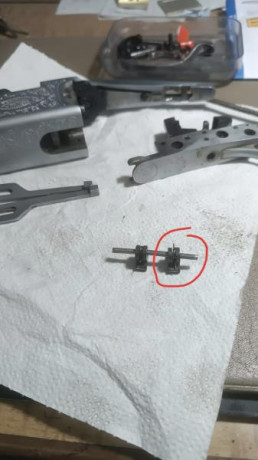 Hola buenas.
Tengo una Beretta s56 que era de mi padre y es mi escopeta de caza, desde hace un tiempo 160