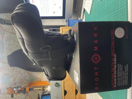 En venta  Spotting scope con retícula MRD en primer plano focal 20-60X80 XD,  prácticamente nuevo.
Precio 00