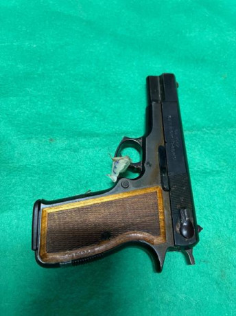 Se vende pistola FEG .45 ACP 

Se vende pistola FEG tipo FN High Power en .45 ACP. Muy robusta, estado 01