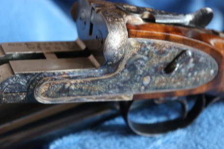 Se vende..  1500€
Monogatillo original, estado impoluto ,,maderas y acero. cañon 68cm, choques 3y2
Gente 00