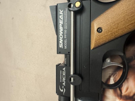 Hola, 

Vendo pistola-carabina Snowpeak PP750 en calibre 5,5., usada un precio de ocasiones, en perfecto 01