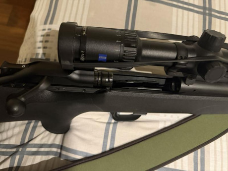 Hola a todos,

Vendo R8 Professional en 300 WM, cincluye monturas originales y visor Zeiss Conquest V6 02