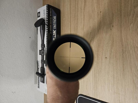 Vendo Visor Vortex Diamonback 6-24 x50 primer plano focal, reticula: EBR-2C Mrad (arbol de navidad) como 00