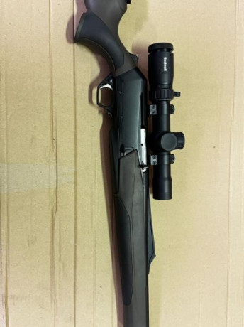 Cambio rifle semiautomatico browning mk3 en calibre 9,3x62 con armado HC, similar al tensado blaser. Lleva 02