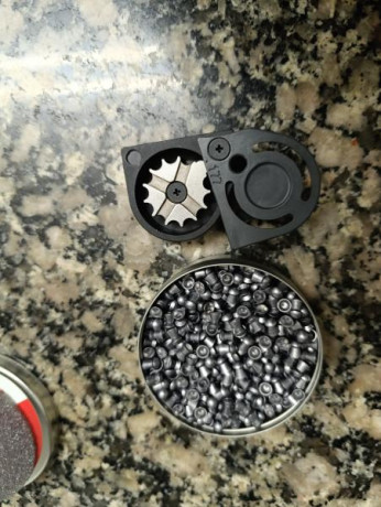 Hoy me he comprado una T-rex 4,5 madera. Todavía no se ven casi de madera, alguna por aquí? Tengo que 30