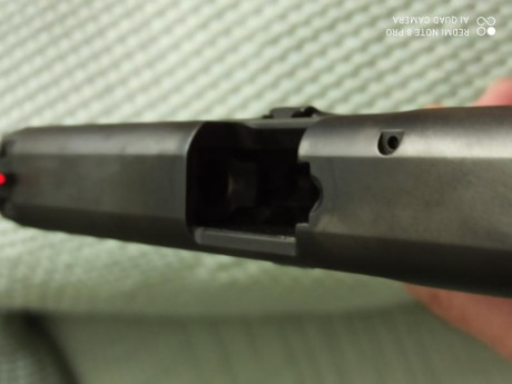 SW MP9, 9x19,tamaño  standard,primera generación ,con miras LPA de fibra,4 cargadores de 17,lomos varios 01