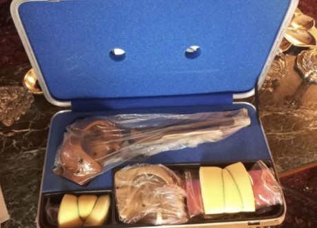 Se ofrece una Hammerli 150 con repuestos mecanismos, todo como nuevo. Tiene muchos años sin usar guardada, 00