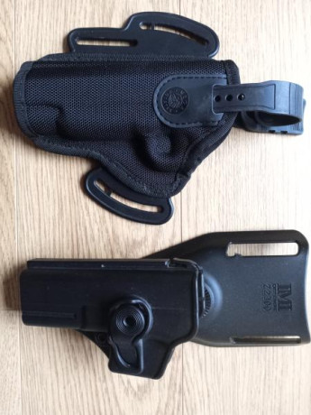 Vendo dos Fundas Glock ZURDO , material original 

30€ envio incluido

NO NEGOCIABLE 02