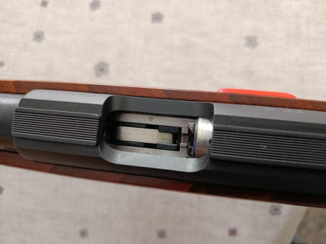 Vendo carabina ceska 452 , en un estado nuevo ,carabina usada en tres tiradas mini f/clas con unos resultados 20