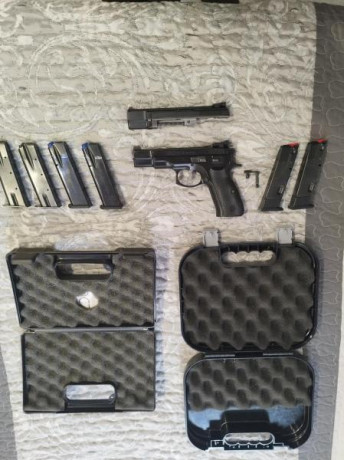 Hola Compañeros, vendo por cambio de proyecto, CZ 75 B con kit Kadet 2 calibre 22 que tan buenos ratos 11