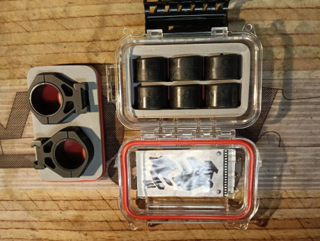 Vendo anillas Burris para ELR. 0 a 40 moas de recorrido. 
En su caja. Montadas y vueltas a guardar. 
Precio 01