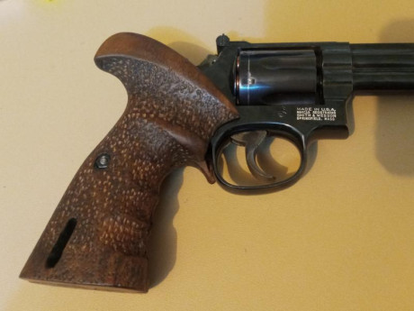 Se vende revolver Smith & Wesson K32 modelo 16-4 cal 32 H&R (usa 32 SW wadcutter)

Martillo, gatillo 10