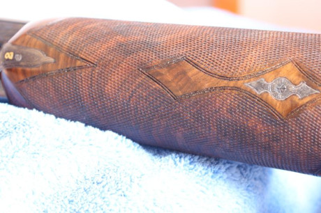 Se vende..  1500€
Monogatillo original, estado impoluto ,,maderas y acero. cañon 68cm, choques 3y2
Gente 31