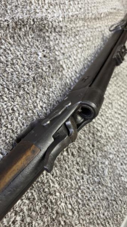 Se vende rifle Rolling Block original, configuración fusil largo, fabricado en 1870 en Oviedo. Mecaniza 22