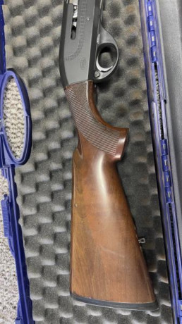 Se vende escopeta Breda Echo del 12, en buen estado, sistema inercial Benelli fiable al 100%, no falla 22