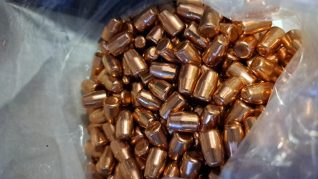 Vendo estos proywctiles
825  Rn 124 grains 9 mmpb
475 Fp 124 grains 9 mmpb
Total 1300,
Precio 80 euros 01