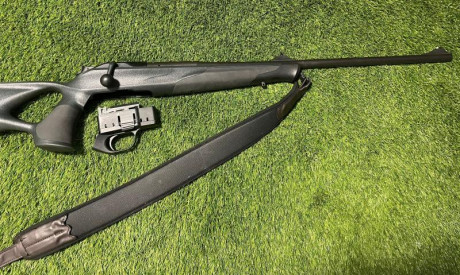 Vendo rifle Blaser modelo R8 success calibre 270 winchester short magnum. Comprado en 2021 solo usado 00