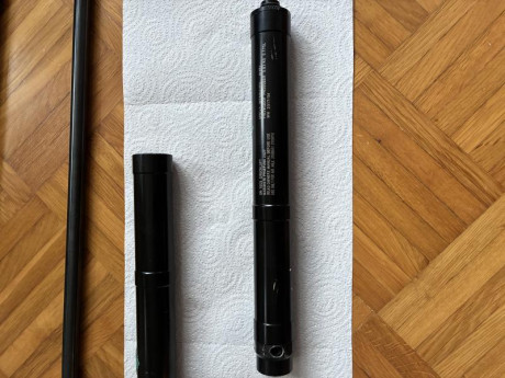 Vendo depósito hw100 sin fugas. 175 centímetros cúbicos. Revisado recientemente por eso tiene esas marcas. 00