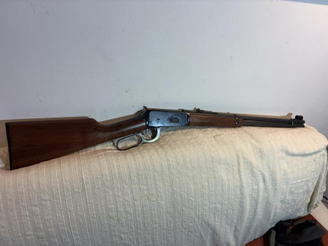 VENDO WINCHESTER 94. CAL 3030 EN UN  MAGNIFICO ESTADO  TANTO MADERAS COMO PAVON TODO ORIGINAL 
 ESTA EN 11