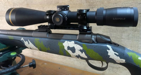 Por motivos personales y ante un abandono temporal de la caza, pongo a la venta este rifle:  SAKO 85 FINNLIGHT 02