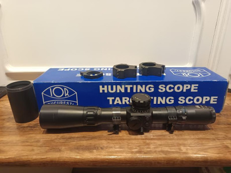 Vendo visor IOR VALDADA TERMINATOR 12-52x56, con anillas IOR de 20moas y regalo otras anillas sin inclinación 02