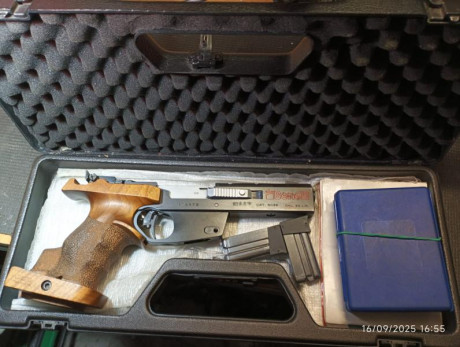 Buenos días.
Vendo Benelli MP90S World CUP 22LR con dos cargadores, maletín original y con los documentos 02