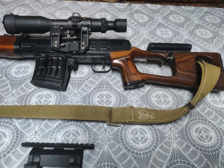 Pongo a la venta un Izhmash Tigre en el calibre original 7.62x54R. Es la versión con acabados en madera, 01