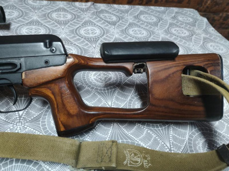 Pongo a la venta un Izhmash Tigre en el calibre original 7.62x54R. Es la versión con acabados en madera, 10