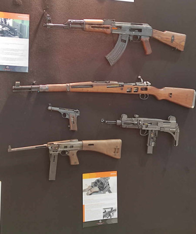 el reglamento de ejecucion europeo,supone que,mejora el intercambio y comercio de armas inutilizadas entre 30