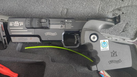 Se vende Walther SSP va con dos cargadores, maletín original y contrapeso fijo de aluminio y el inercial. 01