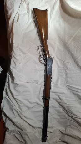 Rifle palanquero Tigre,Garate Aniuta del calibre 44-40 en buen estado,es de un amigo y se encuentra en 00