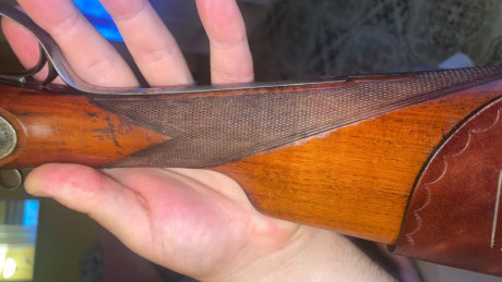 Calibre 12 /70 se encuentra en Malaga capital pido 150 euros, esta bien de todo y muy ajustada, se puede 02