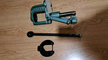 Prensa Rock Chucker usada pero wn perfecto estado
120 euros mas gastos de envio
Entrego en mano en la 02