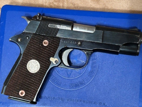 Buenas

 Vendo mi  STAR PD   en  calibre 45 ACP , con 3 cargadores (un con extensión +1), dos juego de 00