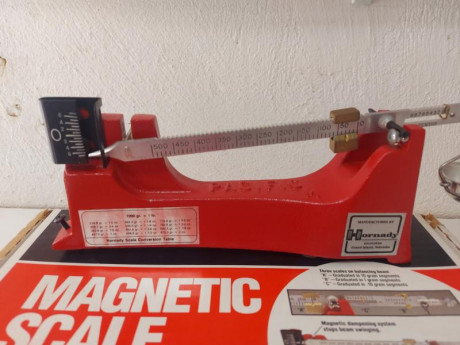 Por cese de la actividad deportiva, sigo vaciando el armero....
Vendo Bascula magnética Hornady M en perfecto 02