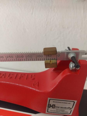 Por cese de la actividad deportiva, sigo vaciando el armero....
Vendo Bascula magnética Hornady M en perfecto 12