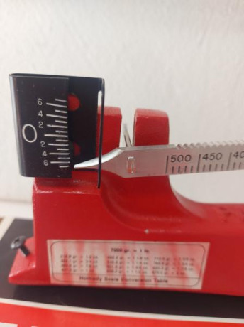 Por cese de la actividad deportiva, sigo vaciando el armero....
Vendo Bascula magnética Hornady M en perfecto 20