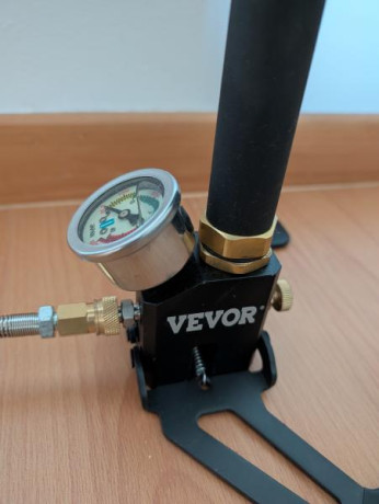 Por haber dejado las PCPs vendo mi bomba de mano Vevor de 3 etapas.
Está como nueva. Sin ningún tipo de 00