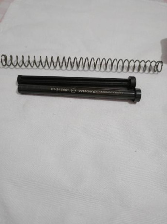 Buenas pongo ala venta recién comprada por mi en armeria top gun de alicante, una p.beretta 92 fs modelo 00