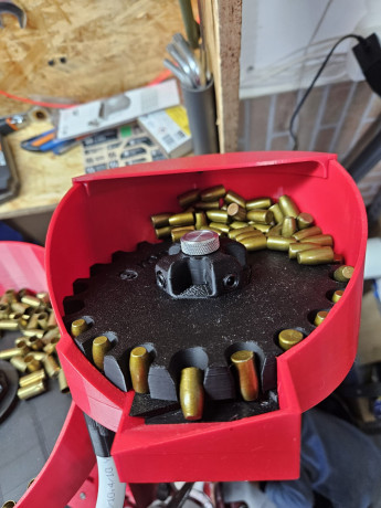 Buenas, vendo alimentador de puntas y vainas
Fabricados en 3d

Alimentador de puntas capacidad para unas 11