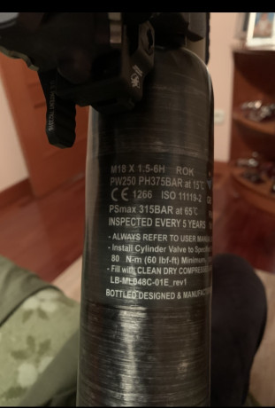 En impecable estado, con multitud de extras de primera calidad.

-Fabricada en Reino Unido por una de 40