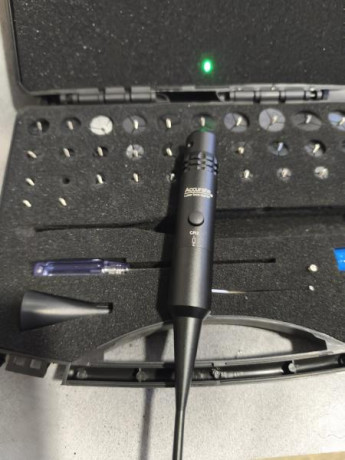 Se vende colimador laser universal para todos los calibres nuevo sin usar me gusta más graduar los visores 01