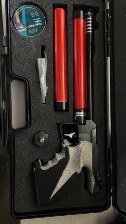 Se vende Pardini K2s, botellas caducadas, por lo demás perfecta sin pérdidas y tira genial, cacha morini 00