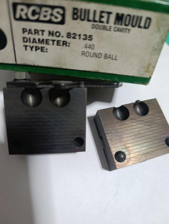 Buenas. Se vende turquesa RCBS para diámetro 440, puede ser tuya por 50€ más portes. También cambiaría 00