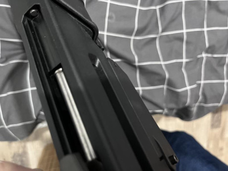 Hola. !
Unifico los anuncios:

Nuevo Añadido: 
HK SL8 casi nuevo. 222RM
Visor, bípode, cargador de 10 80