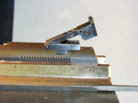 Esto es un breve manual, de cómo se instala un alza regulable, tipo BO-MAR, en un corredera 1911, que 00